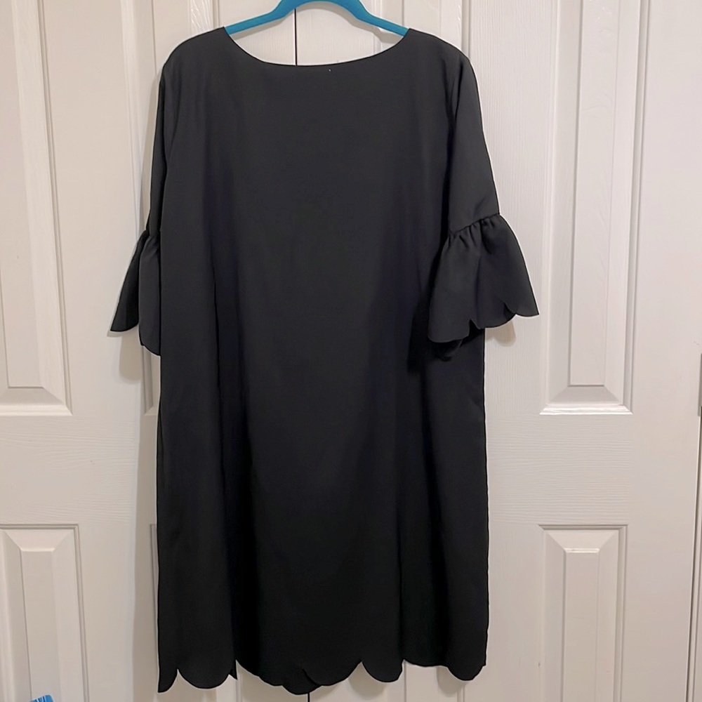 Tickled Teal Haylie Scallop Dress - Black